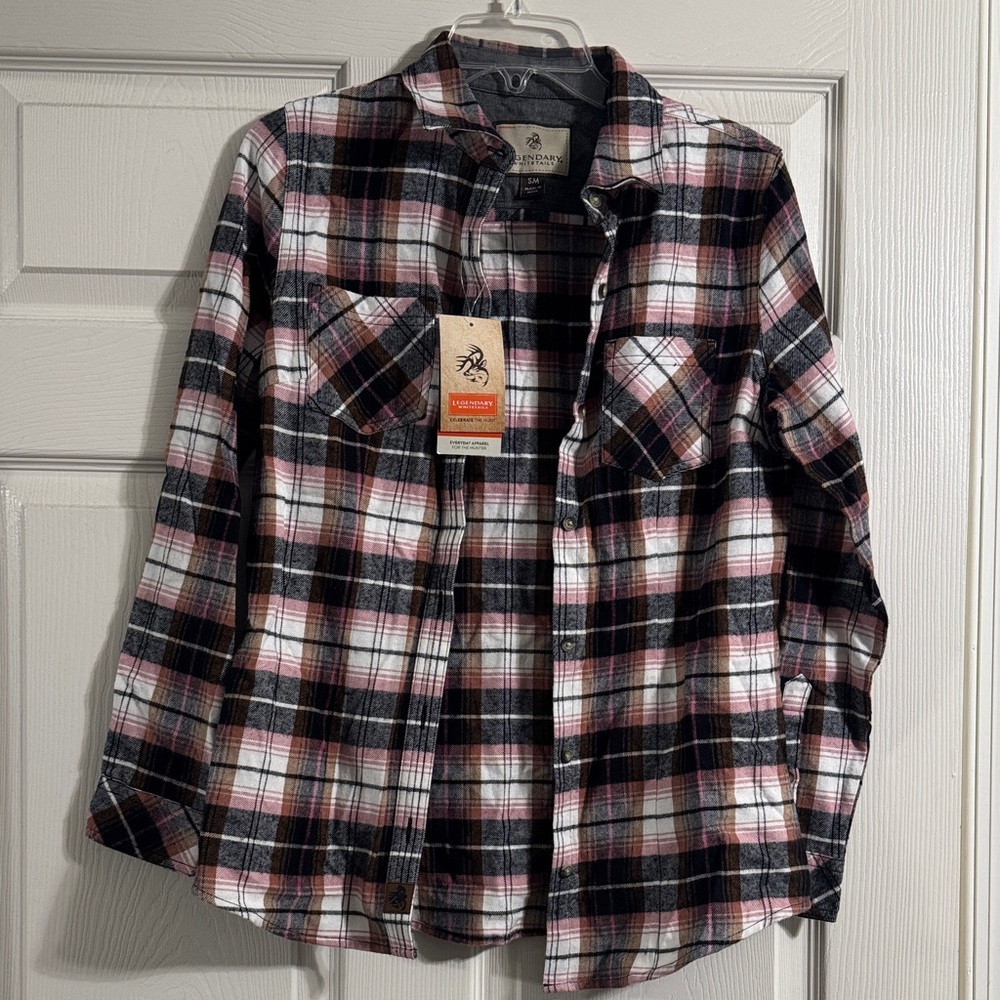 Legendary Whitetails Women's Cottage Escape Flannel in Dusty Rose Plaid